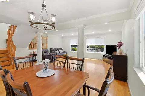 Dining - 133 Stratford St, Vallejo, CA 94591 photo 3 of 5