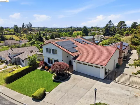 View/Area - 133 Stratford St, Vallejo, CA 94591 photo 2 of 7