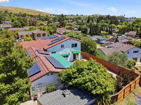 View/Area - 133 Stratford St, Vallejo, CA 94591 photo 4 of 7