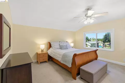 Bedroom - 133 Stratford St, Vallejo, CA 94591 photo 1 of 12