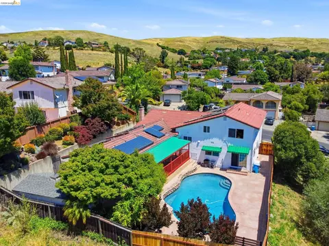 View/Area - 133 Stratford St, Vallejo, CA 94591 photo 3 of 7