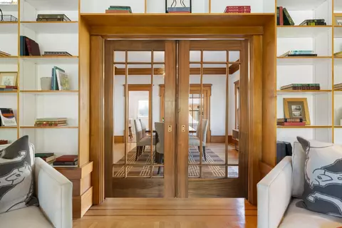 Dining - 2909 Forest Ave, Berkeley, CA 94705 photo 1 of 5