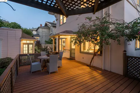 Exterior - 2909 Forest Ave, Berkeley, CA 94705 photo 12 of 18