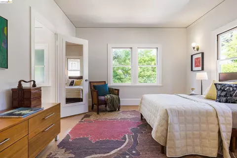 Bedroom - 2909 Forest Ave, Berkeley, CA 94705 photo 6 of 7
