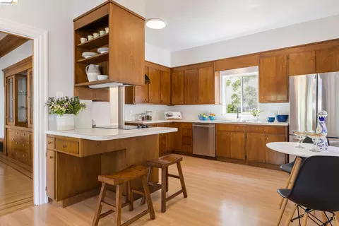 Kitchen - 2909 Forest Ave, Berkeley, CA 94705 photo 1 of 4
