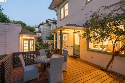 Exterior - 2909 Forest Ave, Berkeley, CA 94705 photo 13 of 18