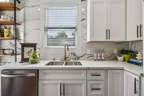 Kitchen - 1906 Delaware St, Berkeley, CA 94709 photo 6 of 7
