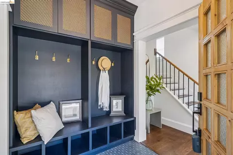 Entry Way - 1906 Delaware St, Berkeley, CA 94709 photo 1 of 4