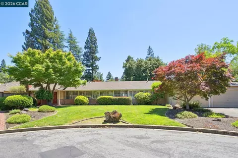 304 Willoughby Ct, Lafayette, CA 94549