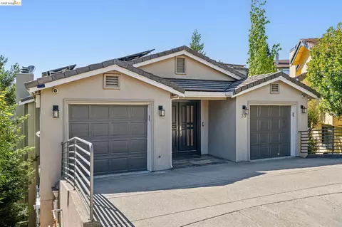 35 Bay Forest Ct, Oakland, CA 94611