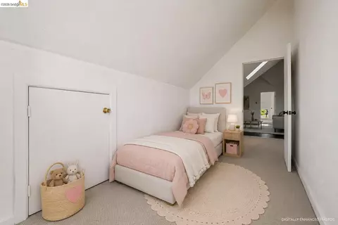 Bedroom - 1137 Peralta St, Oakland, CA 94607 photo 11 of 14