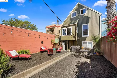 Exterior - 1137 Peralta St, Oakland, CA 94607 photo 5 of 6