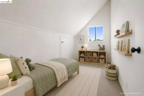 Bedroom - 1137 Peralta St, Oakland, CA 94607 photo 9 of 14