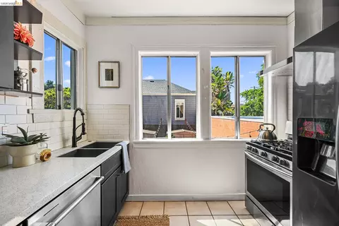 Kitchen - 1137 Peralta St, Oakland, CA 94607 photo 1 of 5