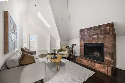 Living - 1137 Peralta St, Oakland, CA 94607 photo 2 of 2