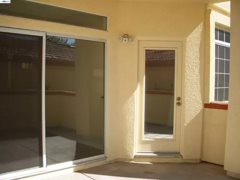 7145 Dublin Meadows St #D, Dublin, CA 94568