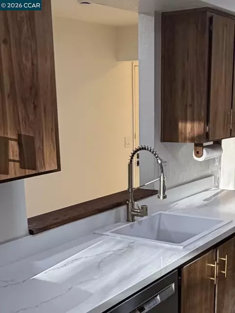 142 Mesa Ct, Hercules, CA 94547
