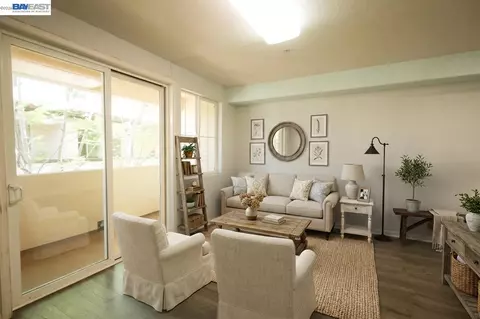 45 Parc Pl, Milpitas, CA 95035