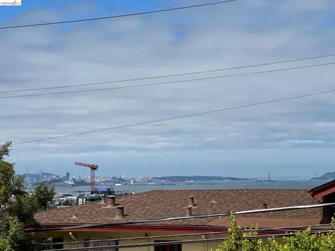 View/Area - 2 Panoramic Way #105, Berkeley, CA 94704 photo 3 of 4