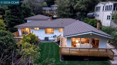 24 Las Vegas Rd, Orinda, CA 94563