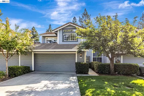 385 Kensington Cmn, Livermore, CA 94551