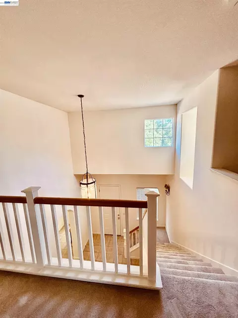 Entry Way - 2126 Shenandoah Dr, Tracy, CA 95377 photo 2 of 3