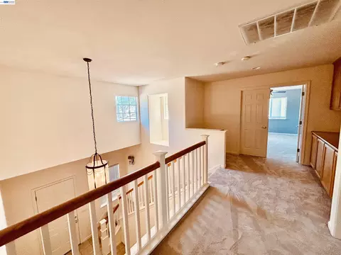 Entry Way - 2126 Shenandoah Dr, Tracy, CA 95377 photo 3 of 3