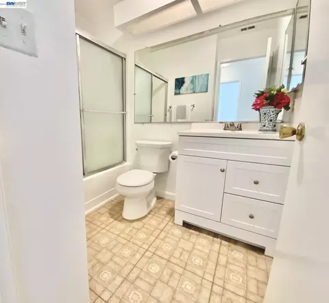 Bath - 404 Sequim Cmn, Fremont, CA 94539 photo 3 of 3