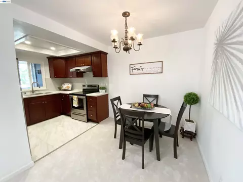 Dining - 404 Sequim Cmn, Fremont, CA 94539 photo 3 of 3