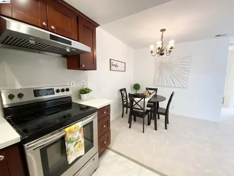 Kitchen - 404 Sequim Cmn, Fremont, CA 94539 photo 2 of 2