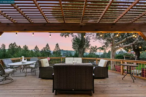 Exterior - 17 Corte Granada, Moraga, CA 94556 photo 11 of 19