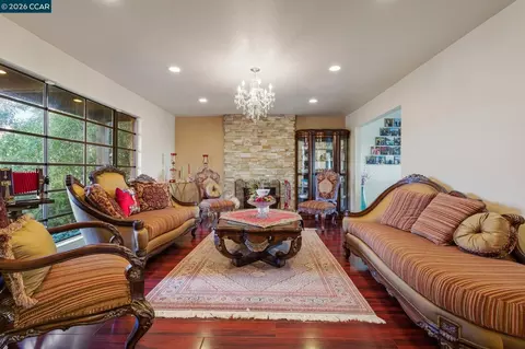 Living - 17 Corte Granada, Moraga, CA 94556 photo 1 of 3