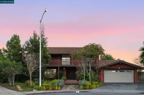 Exterior - 17 Corte Granada, Moraga, CA 94556 photo 2 of 19