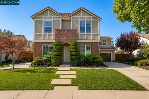 2231 Genoa St, Danville, CA 94506