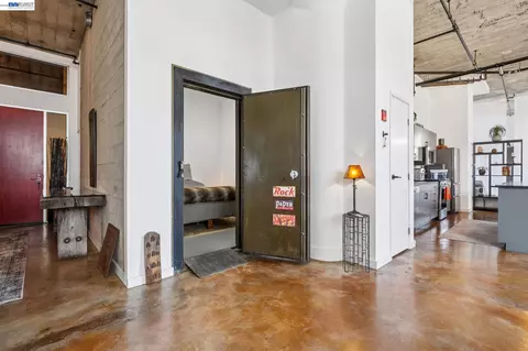 247 4th St #202, Oakland, CA 94607 photo 1