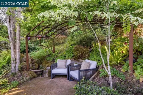 Exterior - 3907 Happy Valley Rd, Lafayette, CA 94549 photo 16 of 27