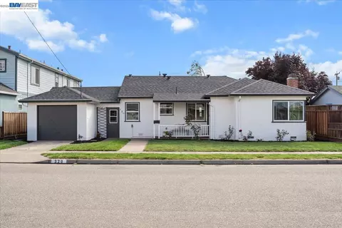 320 Beach Rd, Alameda, CA 94502