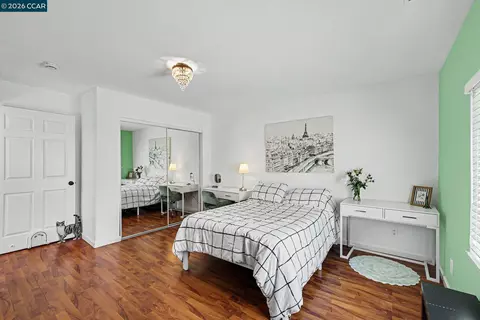 Bedroom - 2214 Pacheco Blvd, Martinez, CA 94553 photo 3 of 3