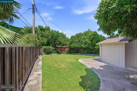 Exterior - 1645 Beckner Ct, Concord, CA 94521 photo 7 of 11