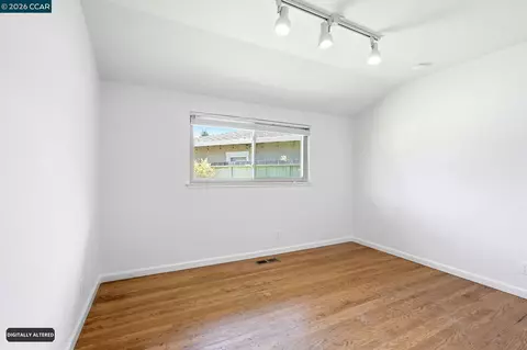 Bedroom - 1645 Beckner Ct, Concord, CA 94521 photo 5 of 9