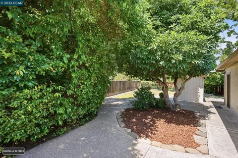 Exterior - 1645 Beckner Ct, Concord, CA 94521 photo 11 of 11