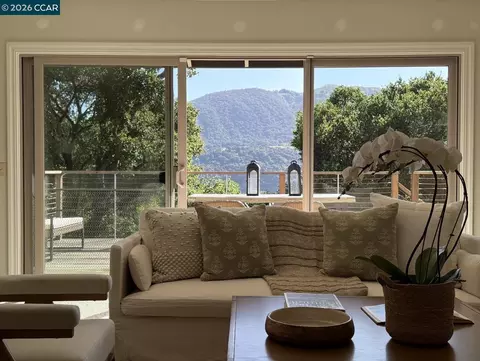 12 Marquard Rd, Carmel Valley, CA 93924