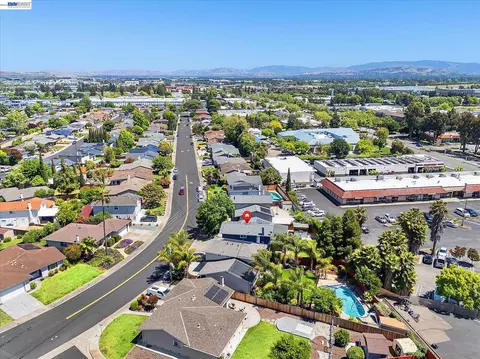 View/Area - 6760 Maple Dr, Dublin, CA 94568 photo 3 of 7