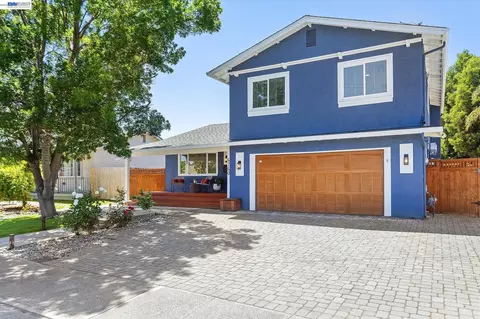 Exterior - 6760 Maple Dr, Dublin, CA 94568 photo 2 of 10