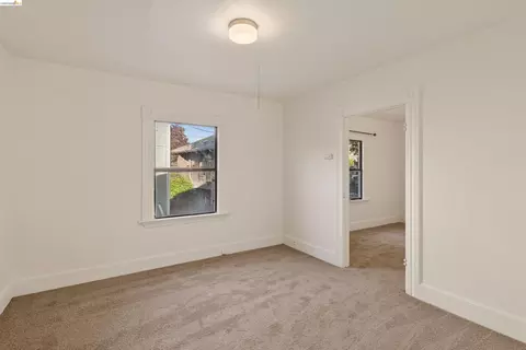Bedroom - 2338 Roosevelt Ave, Berkeley, CA 94703 photo 14 of 17
