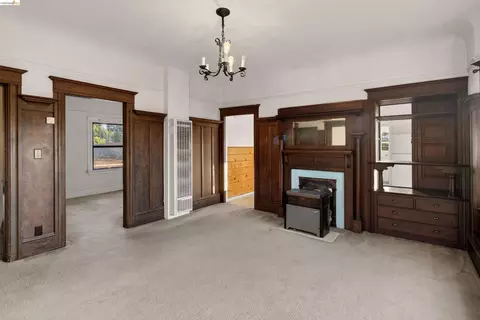 Living - 2338 Roosevelt Ave, Berkeley, CA 94703 photo 8 of 9