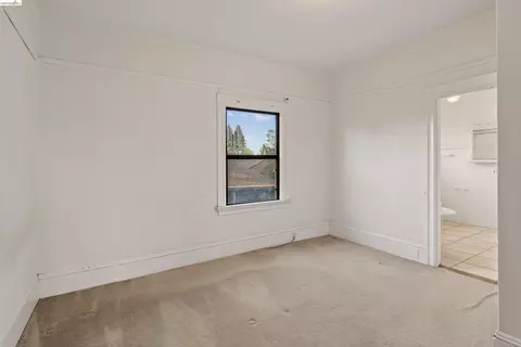 Bedroom - 2338 Roosevelt Ave, Berkeley, CA 94703 photo 3 of 17