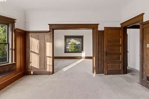 Living - 2338 Roosevelt Ave, Berkeley, CA 94703 photo 4 of 9