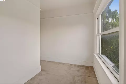 Bedroom - 2338 Roosevelt Ave, Berkeley, CA 94703 photo 10 of 17