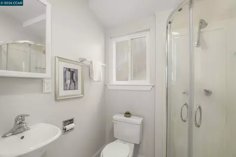 Bath - 1193 Morrell, Concord, CA 94521 photo 3 of 3